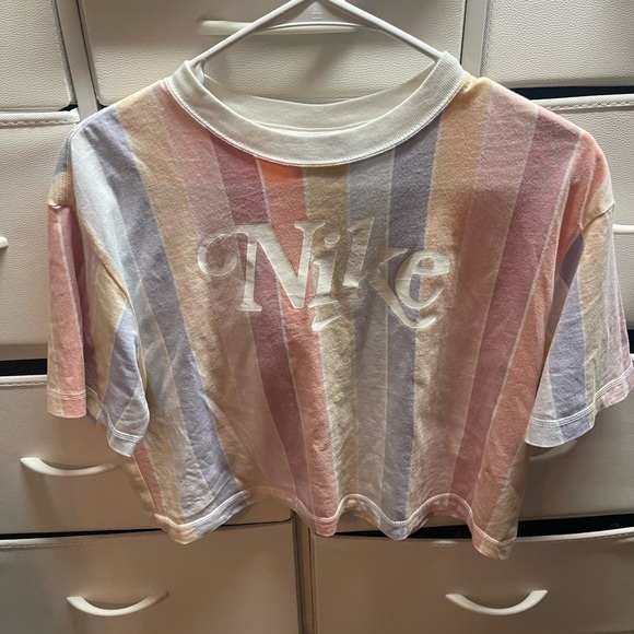 Nike Tops - Nike Women's Pastel Striped Crop Top